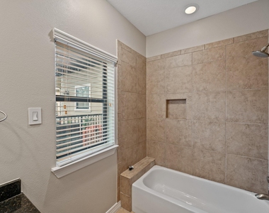 2045 W 14th 1/2 Street - Photo Thumbnail 20