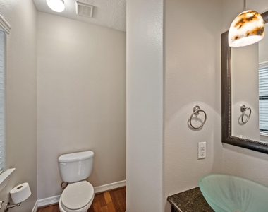 2045 W 14th 1/2 Street - Photo Thumbnail 15