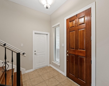 2045 W 14th 1/2 Street - Photo Thumbnail 2