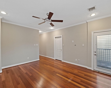 2045 W 14th 1/2 Street - Photo Thumbnail 26