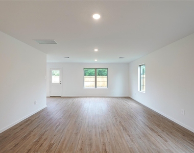 17914 Becker Landing Drive - Photo Thumbnail 8
