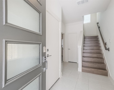 4817 Martin Oaks Lane - Photo Thumbnail 2