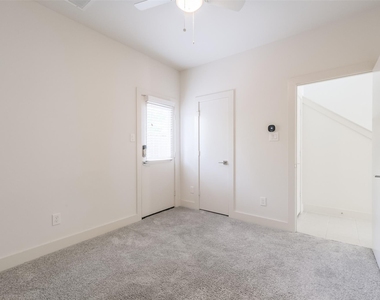 4817 Martin Oaks Lane - Photo Thumbnail 3