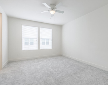4817 Martin Oaks Lane - Photo Thumbnail 23