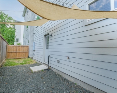 4817 Martin Oaks Lane - Photo Thumbnail 29