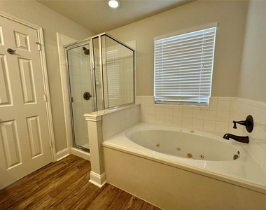 16130 Limestone Lake Drive - Photo Thumbnail 16