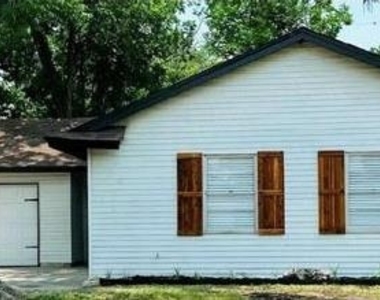 8510 Friendship Road - Photo Thumbnail 1