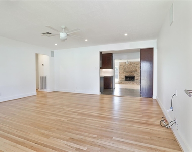 4613 Libbey Lane - Photo Thumbnail 2