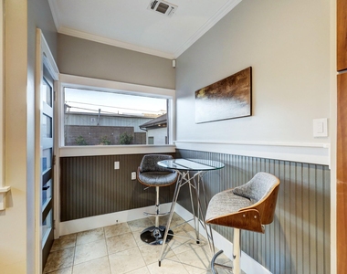 1754 Hawthorne Street - Photo Thumbnail 9