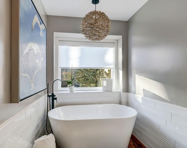 1754 Hawthorne Street - Photo Thumbnail 16