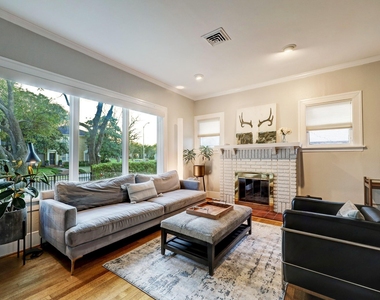 1754 Hawthorne Street - Photo Thumbnail 3