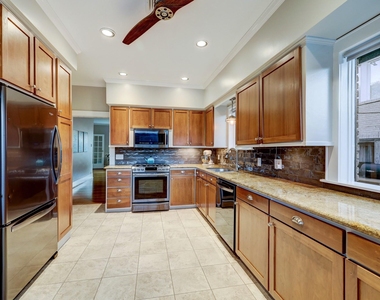 1754 Hawthorne Street - Photo Thumbnail 8