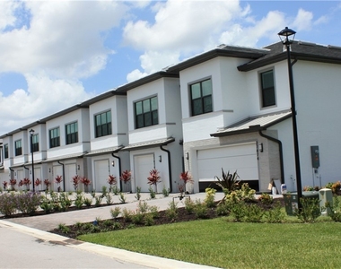 27874 Radiant Court - Photo Thumbnail 22