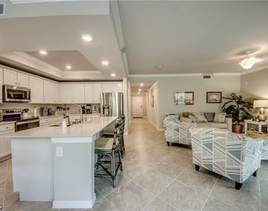 10751 Palazzo Way - Photo Thumbnail 11