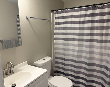 1610 White Cedar - Photo Thumbnail 14