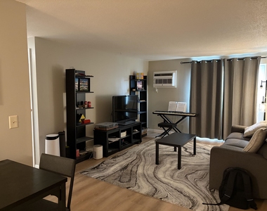 1610 White Cedar - Photo Thumbnail 2