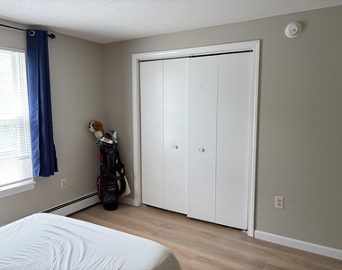 1610 White Cedar - Photo Thumbnail 10