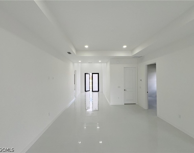 2113 Nw 41st Avenue - Photo Thumbnail 7