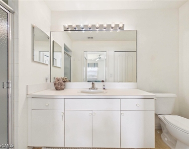 10391 Butterfly Palm Drive - Photo Thumbnail 15