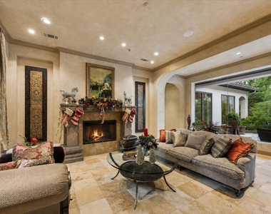2 Lacewood Lane - Photo Thumbnail 5