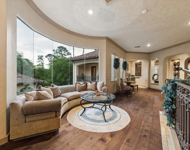 2 Lacewood Lane - Photo Thumbnail 26