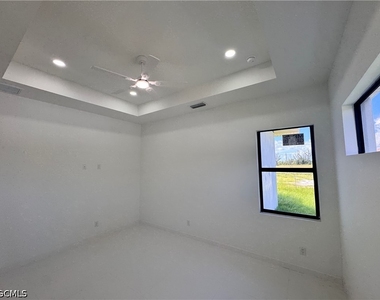 2726 Nw 41st Place - Photo Thumbnail 13