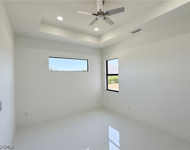 2726 Nw 41st Place - Photo Thumbnail 17