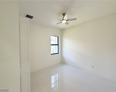 2726 Nw 41st Place - Photo Thumbnail 15