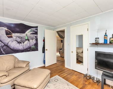 16 Clark Island - Photo Thumbnail 34