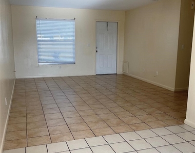 1423 Andalusia Boulevard - Photo Thumbnail 3