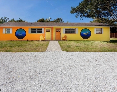 11093 Kelly Road - Photo Thumbnail 11