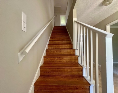2818 Stoney Wood Drive - Photo Thumbnail 1