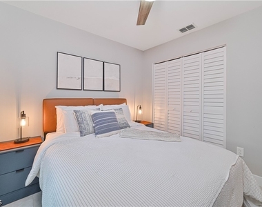 6386 Royal Woods Drive - Photo Thumbnail 21
