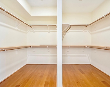 5506 Flower Grove Court - Photo Thumbnail 18