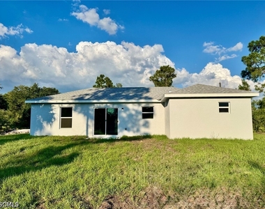 807 Monroe Avenue - Photo Thumbnail 9