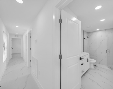 4984 Fairway Court - Photo Thumbnail 8
