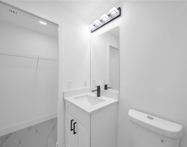 4984 Fairway Court - Photo Thumbnail 17