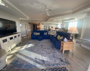 15160 Harbour Isle Drive - Photo Thumbnail 4