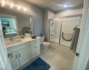 15160 Harbour Isle Drive - Photo Thumbnail 16