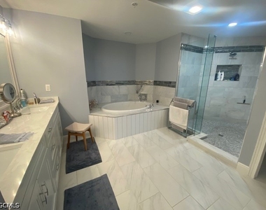 15160 Harbour Isle Drive - Photo Thumbnail 13