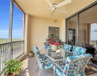 5781 Cape Harbour Drive - Photo Thumbnail 9