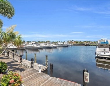 5781 Cape Harbour Drive - Photo Thumbnail 20