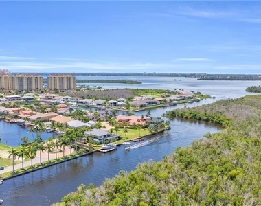 5781 Cape Harbour Drive - Photo Thumbnail 6