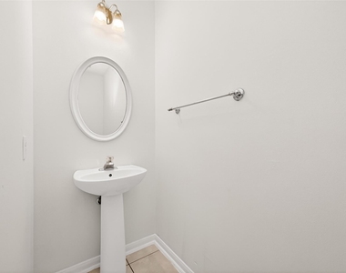 4719 Cashel Circle - Photo Thumbnail 5