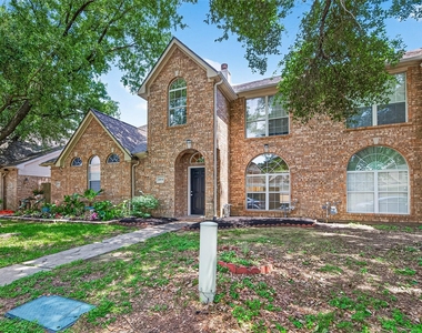 4719 Cashel Circle - Photo Thumbnail 1