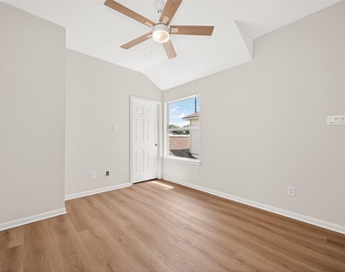 4719 Cashel Circle - Photo Thumbnail 20