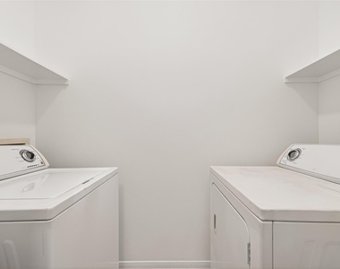 4719 Cashel Circle - Photo Thumbnail 21