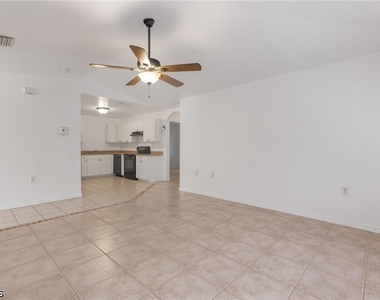 221 Meadow Road - Photo Thumbnail 4