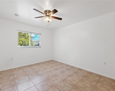 221 Meadow Road - Photo Thumbnail 9
