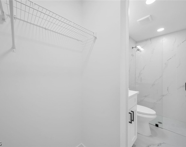 4986 Fairway Ct - Photo Thumbnail 18